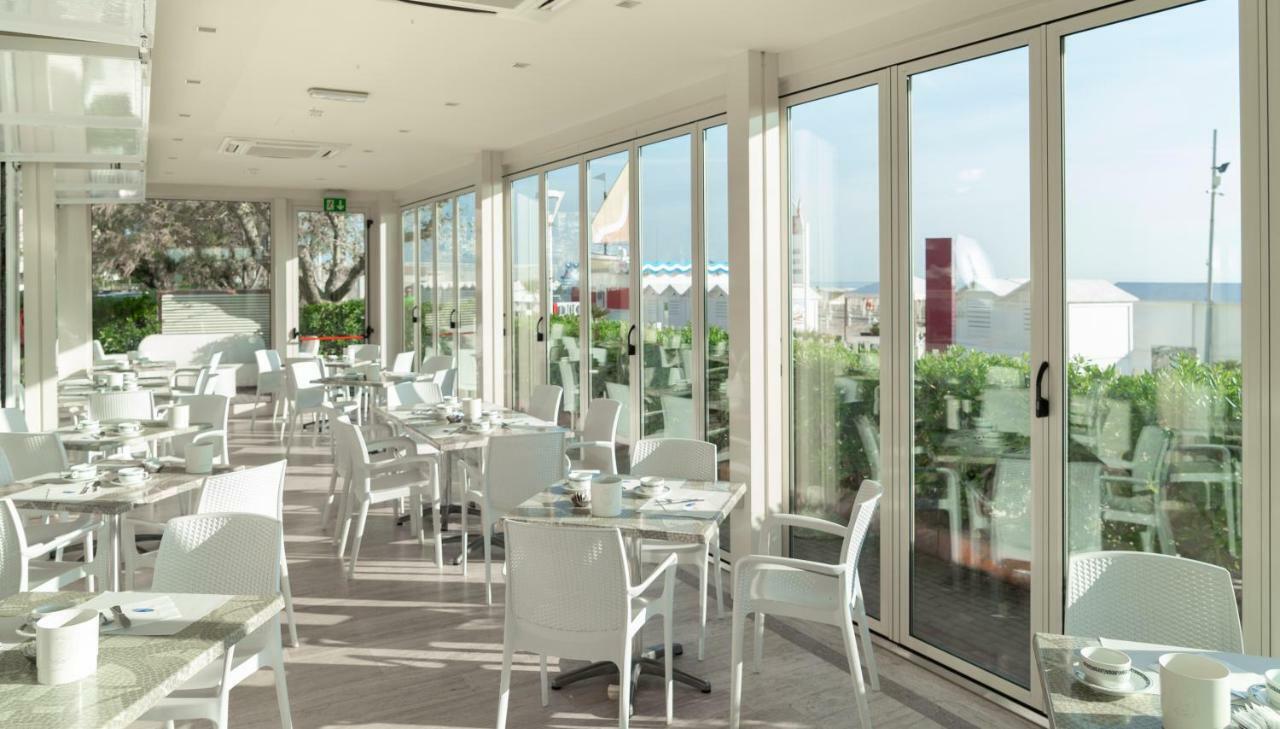 Hotel Gemma Riccione Exterior foto